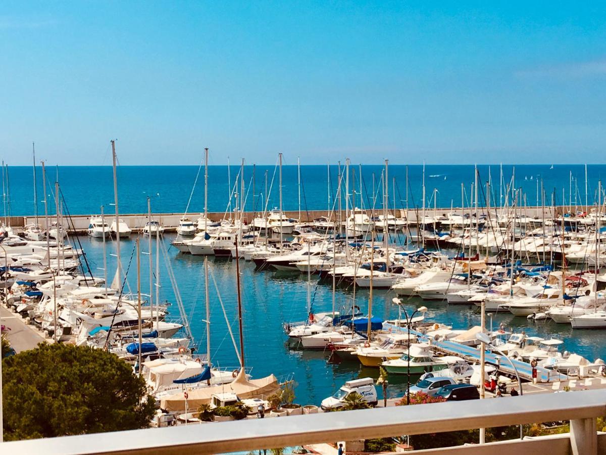 Superbe Appartement En Bord De Mer, Pres Du Centre Et Des Plages ม็องตง ภายนอก รูปภาพ
