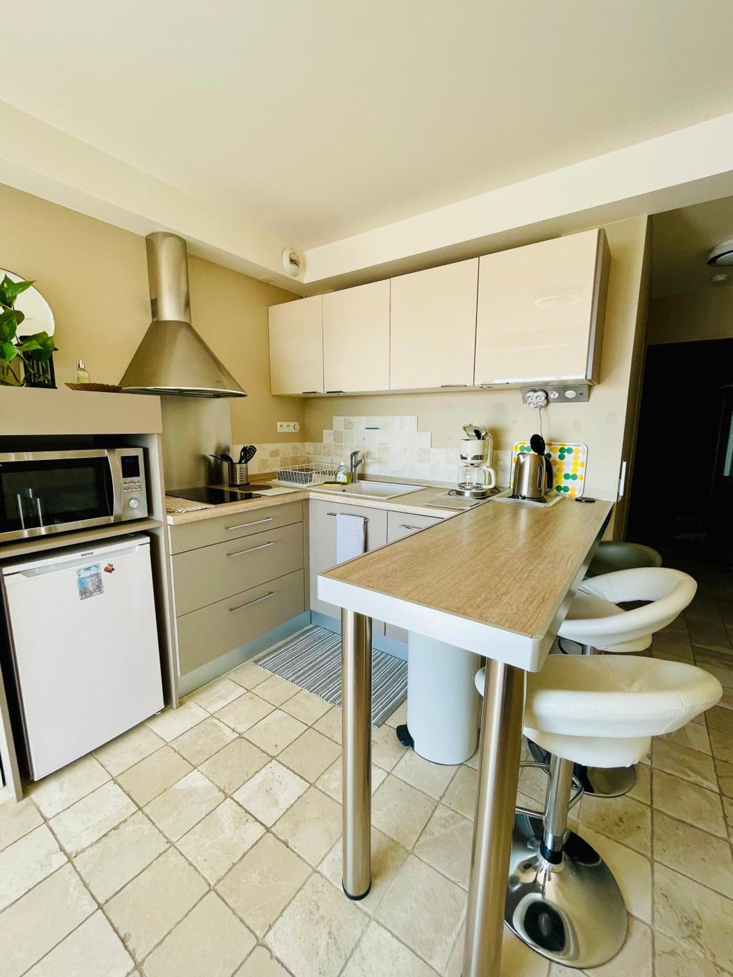 Superbe Appartement En Bord De Mer, Pres Du Centre Et Des Plages ม็องตง ภายนอก รูปภาพ